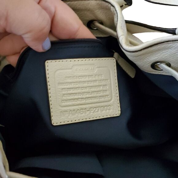 Authentic Coach purse - Picture 5 of 6